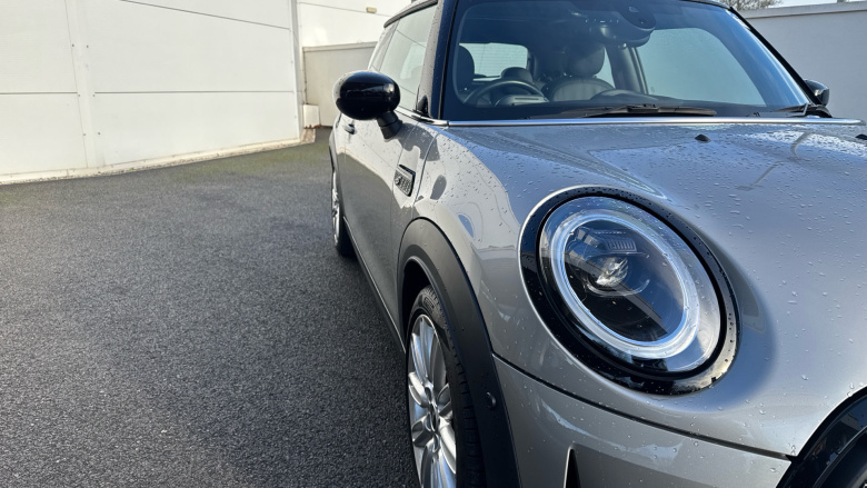 MINI Cooper 2.0 S Exclusive 3dr Auto Petrol Hatchback